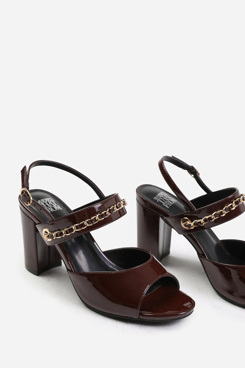 AUDRA MID BLOCK HEELS WITH CHAIN DETAILING IN OXBLOOD PATENT