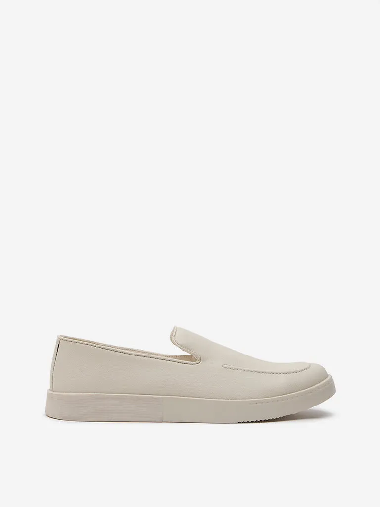 SOLEPLAY White Slip-On Loafers